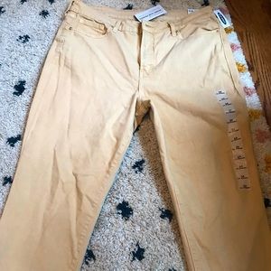 NWT Old Navy Straight Jeans, Size 14, pale yellow